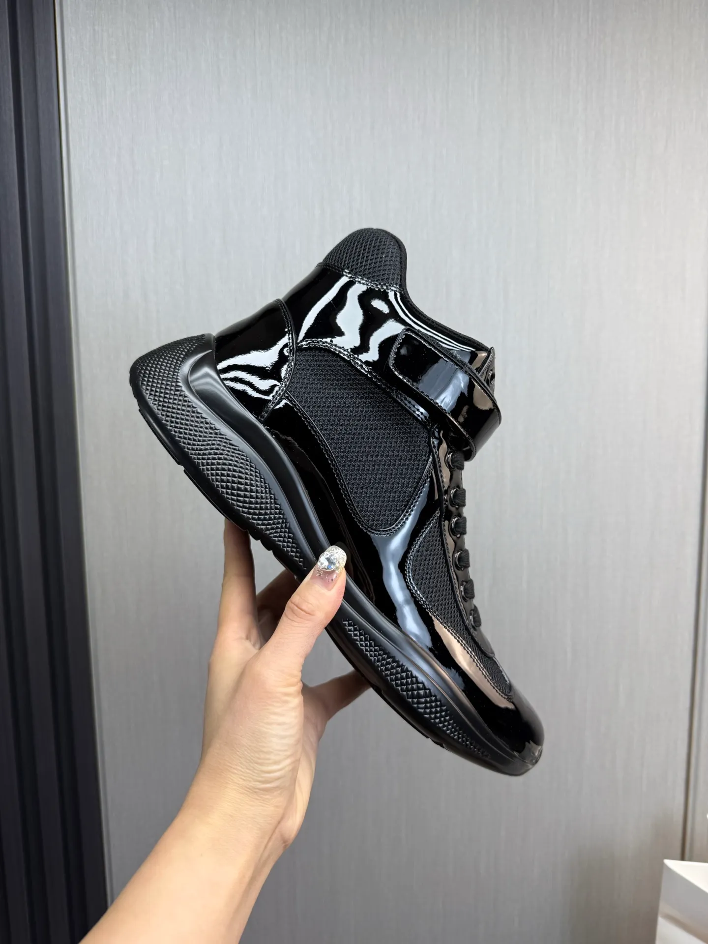 Men's shoes 700💰 [PRADA] Hot selling items🔥Must be recommended every day~~ Official website synchronized, 1:1 high quality shipments✔️ Imported cowhide fabric.+ cowhide lining, original bottom, high-end airplane box packaging🎁 38-45 (38.45 custom-made, non-refundable)